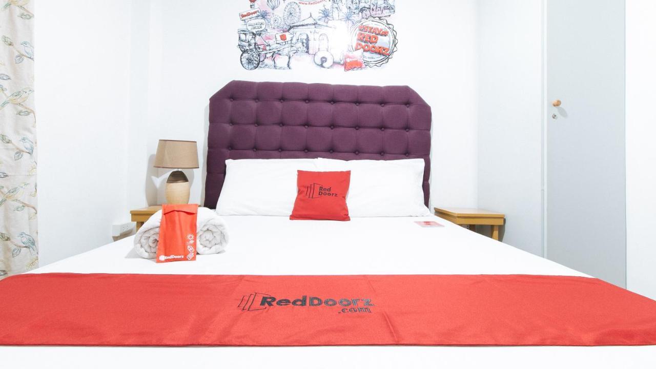 Reddoorz Plus Bienvenido Boarding House Las Pinas Weekly Stay Bagian luar foto