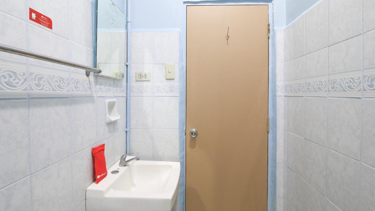 Reddoorz Plus Bienvenido Boarding House Las Pinas Weekly Stay Bagian luar foto