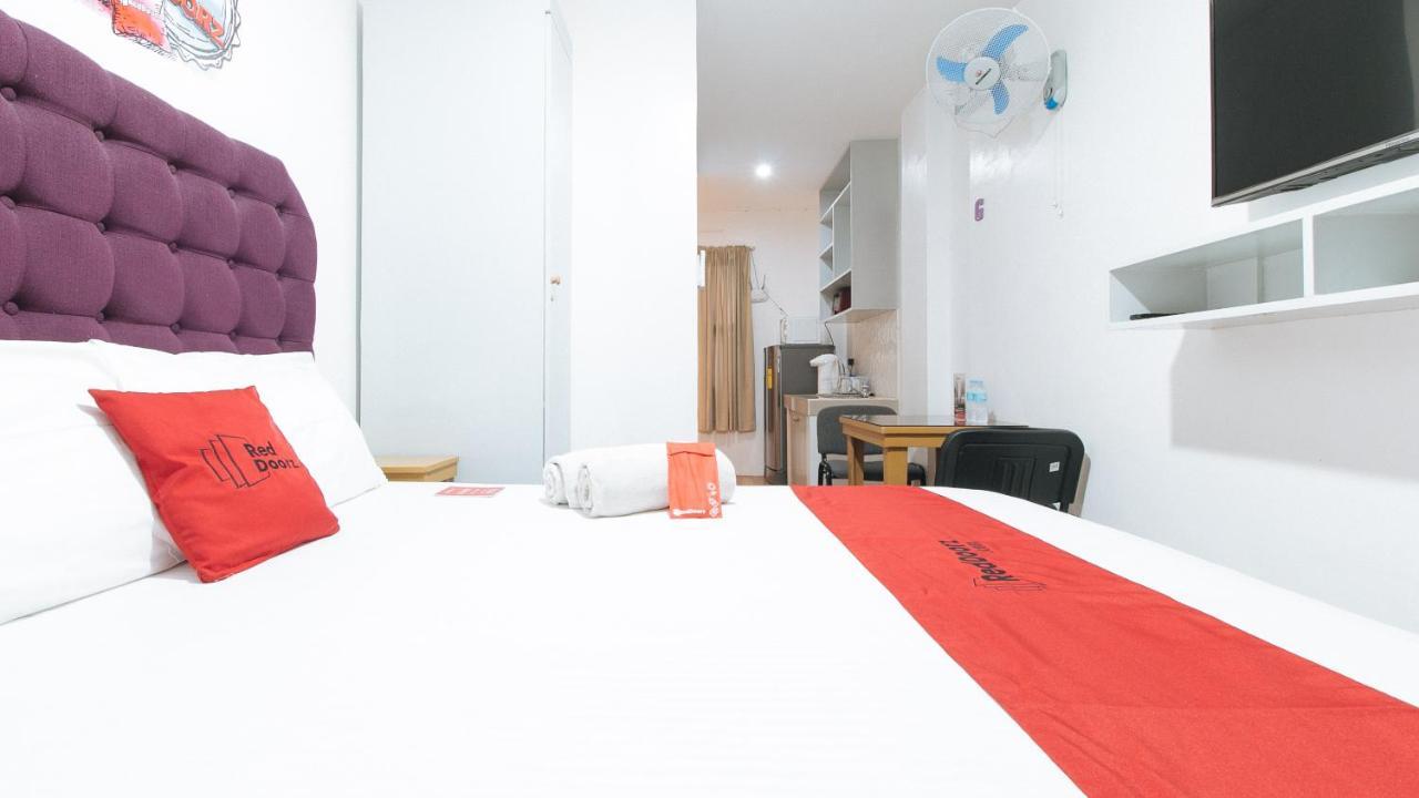 Reddoorz Plus Bienvenido Boarding House Las Pinas Weekly Stay Bagian luar foto