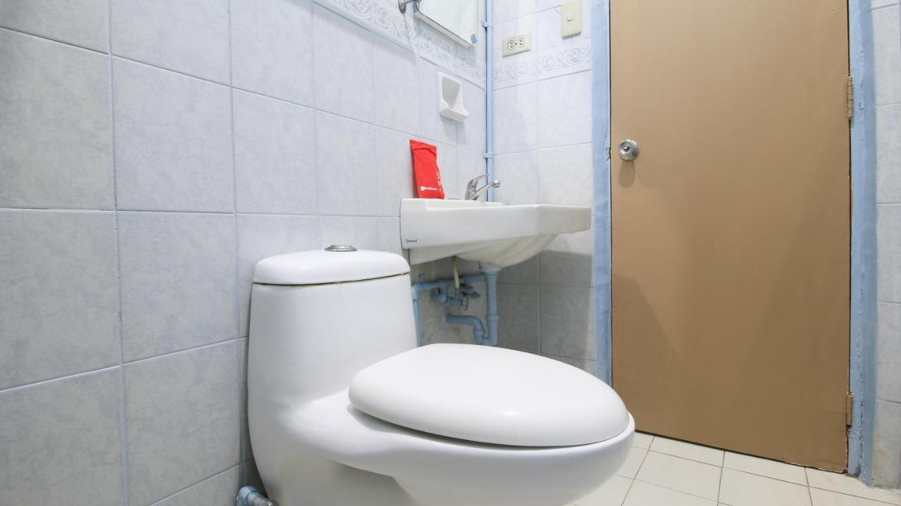 Reddoorz Plus Bienvenido Boarding House Las Pinas Weekly Stay Bagian luar foto