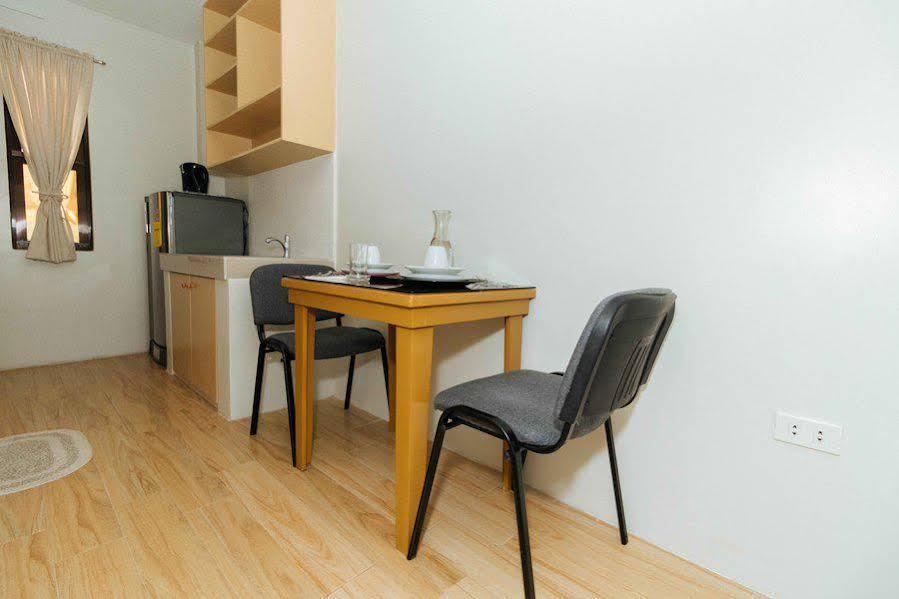 Reddoorz Plus Bienvenido Boarding House Las Pinas Weekly Stay Bagian luar foto